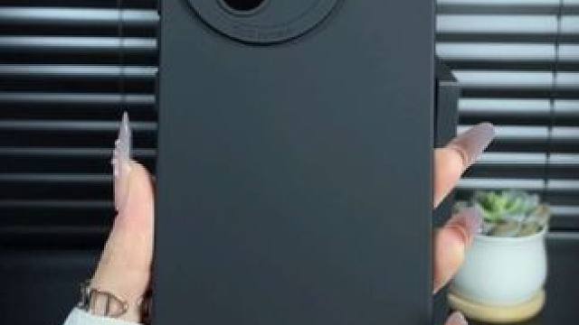 红米k80至尊版肤感手机壳，亲肤软糯不沾指纹，极简风 #红米k80至尊版手机壳#不沾指纹手机壳#高级