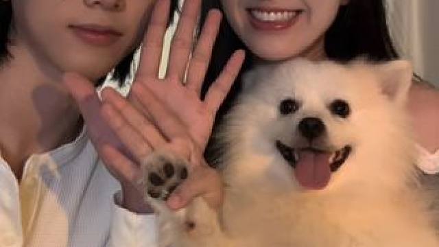 小狗发誓：会永远爱爸爸妈妈 #我和我的狗 #姐弟恋 #情侣 #全家福 #拍照