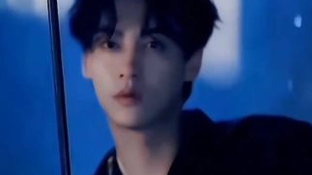 所以不是与生俱来的爱人天赋，而是在爱里长大的小孩，才会更加懂得如何爱人。#原生家庭 #幸福 #治愈