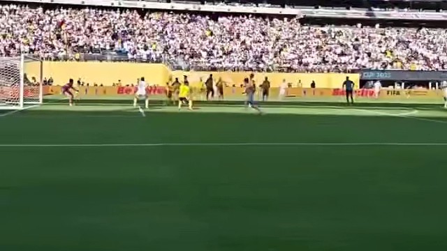 有情有义！姆巴佩侧勾破门后