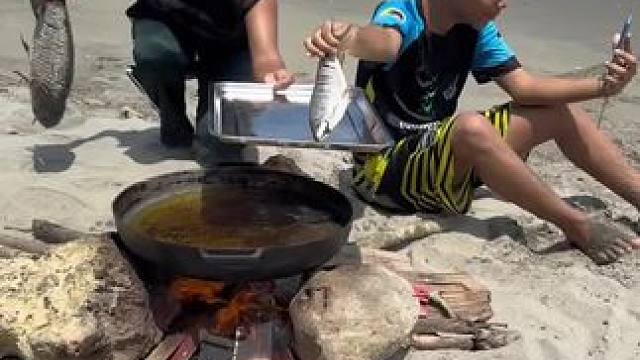 海边️野餐 #海边野餐 #我的乡村生活 #海边度假 #户外野炊#乡村味道