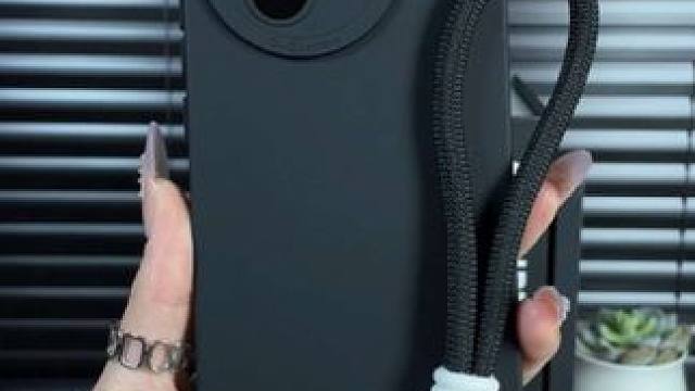 红米k80至尊版硅胶软壳，软糯舒适手感，可拆卸手绳 #红米k80至尊版手机壳#手绳手机壳#软壳#简约