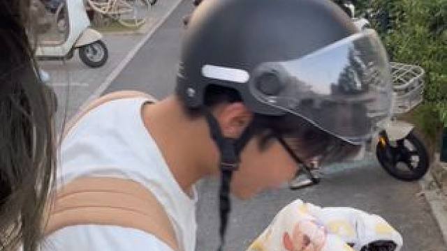 家养的奴隶没有很多很多钱 但是有很多很多爱#多子女家庭 #夏日氛围