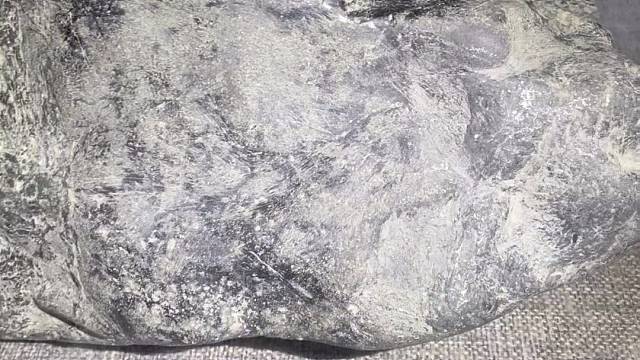 莫湾基。开出来啦。大家觉得涨还是夸呢