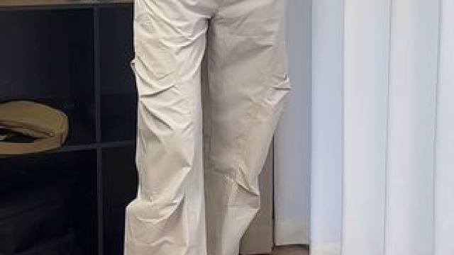 如果你是瘦子，O型腿，穿它就对了，轻薄透气，版型微辣，男女同款，最主要是修饰腿型！