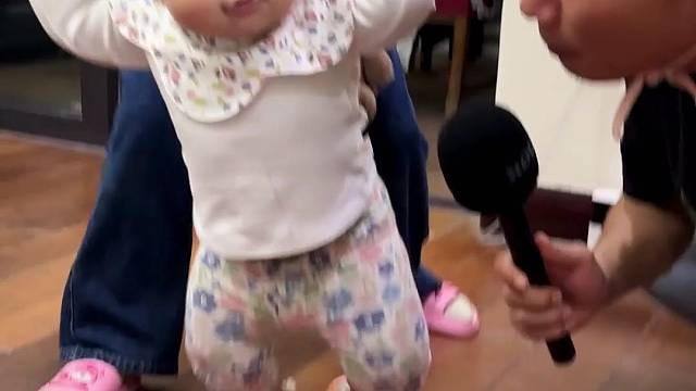 你敢信？人类幼崽采访反应能这么可爱！