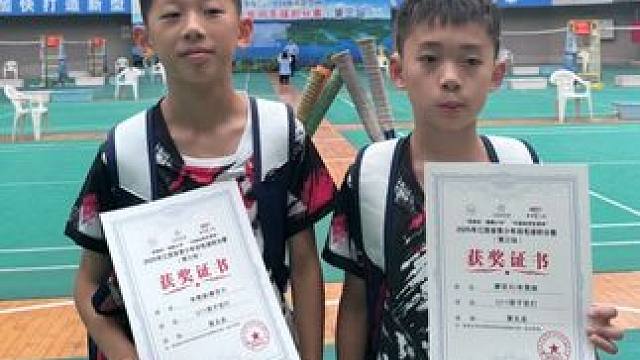 男单第二男双第五 这次绝对热乎的！！！
#羽毛球 #廖百川 #百川联名冲击之刃