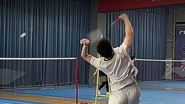 没有哥的地方叫寂寞 没有突击的地方叫懦弱#羽毛球 #突击 #单打