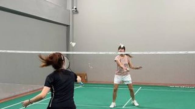 羽毛球主打眼疾、手快、好玩儿！#羽毛球#嘉嘉羽毛球#新手