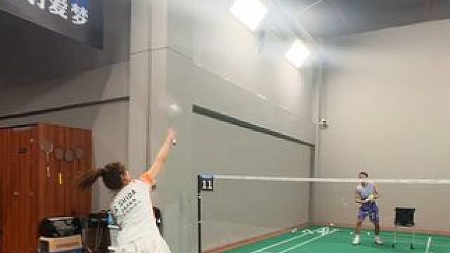 双打必练“组合拳”-推压封直线 #羽毛球#嘉嘉羽毛球