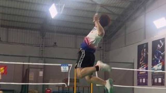 “慢慢沉淀”#羽毛球#松弛感#羽球忍者 #川崎银河pro #银河pro羽毛球拍