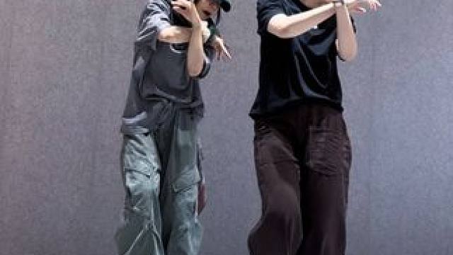 泰拳博主跳舞了^_^ #killingitgirl #一学就会系列 哈 10年前真不会想到自己又打拳