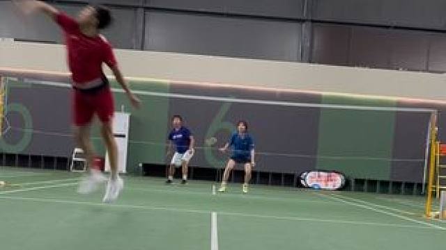 混双就得自己来#羽毛球#杀球#混双#初学者