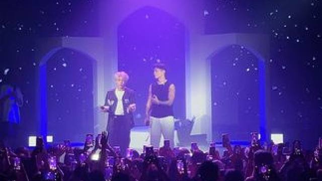 你总是盘旋 在我脑海里面#怎么吃冰淇淋不伤胃 #lost满舒克jonyj #满舒克lost #帅哥说