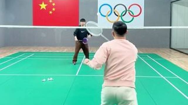 接发球 推底线分边还是上网 #羽毛球 #羽毛球教学 #运动日常