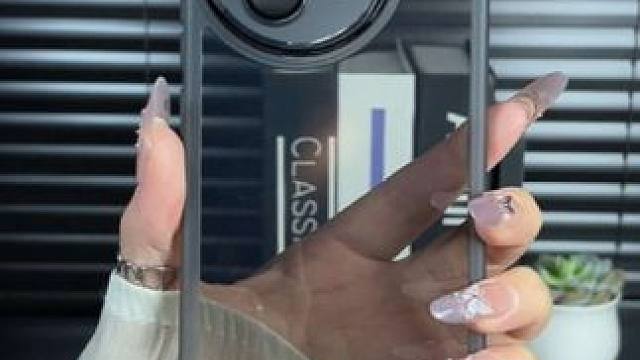 红米k80至尊版透明手机壳，软糯手感，带镜头膜，轻薄防摔 #红米k80至尊版手机壳#透明手机壳#带镜