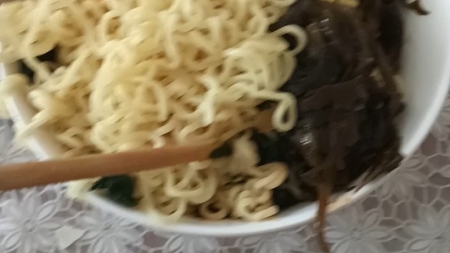 简简单单吃个面