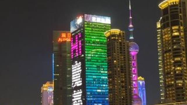 上海北外滩边吃漂亮饭还能打卡三件套景观位！ #上海漂亮饭 #无花果与橄榄 #上海美食探店 #上海氛围