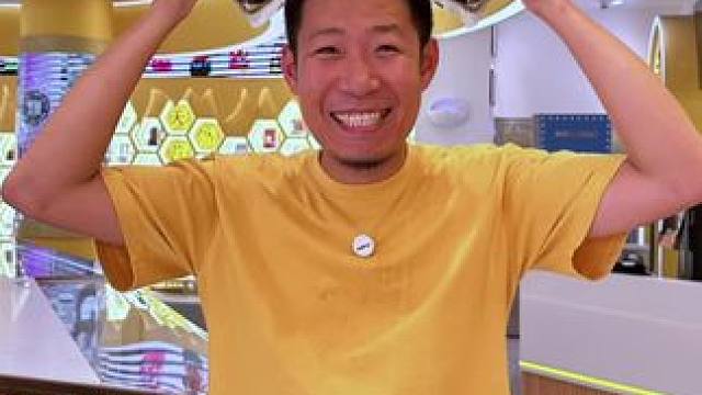 津乐园这生日蛋糕也太合适了吧#津乐园  #蛋糕 #甜品 #冰淇淋 #冰淇淋面包