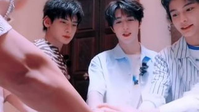 中餐厅人间理想的伙伴 这样的伙伴简直是人间理想#中餐厅 #群像 #丁禹兮 #尹浩宇