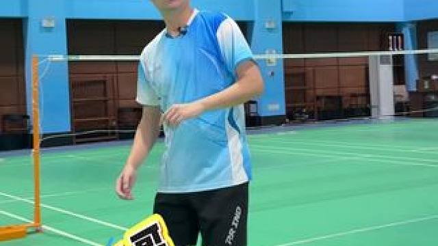 就你什么都知道 #羽球人#羽毛球拍