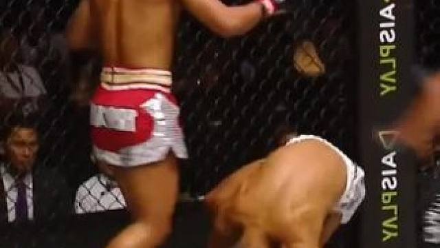 罗唐：扫踢界天花板，宁可挨十拳不吃一扫踢#拳击比赛