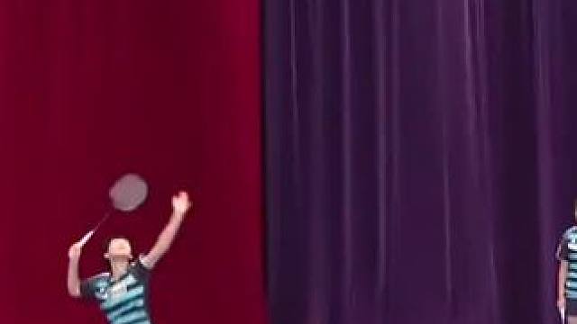 这场地会不会太大#羽毛球