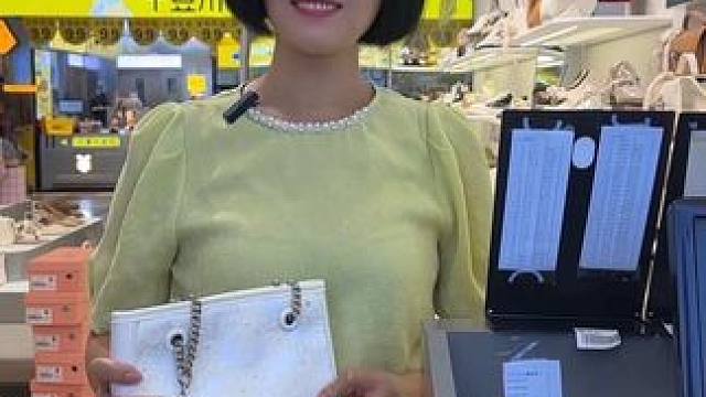 卓诗尼299代1000的活动来袭！鞋子包包都可以用#卓诗尼女鞋 #卓诗尼专卖店 #女生的快乐就是这么