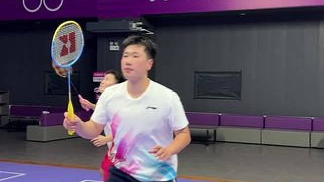 再也不当热心市民了 #羽毛球