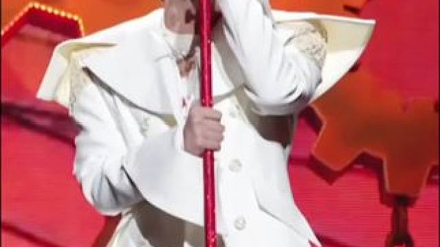 “所有回忆都会老去，只有少年不会老去” #王赫野#热铁皮房顶的夏天#现场版live#王赫野佛山演唱会