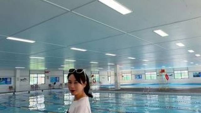 19.9游泳+健身简直太安逸了，亲子票29.9，小还是18岁以下，真心给力，这个夏天游泳锻炼就来这里