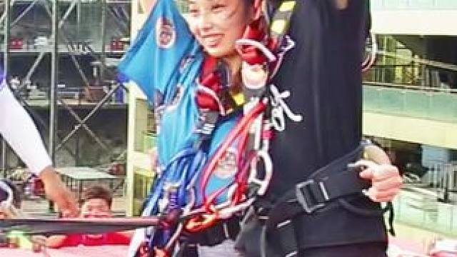 到奥陶纪玩一次可以跑的蹦极……#2025奥陶纪国际极限荡绳节 #极限运动