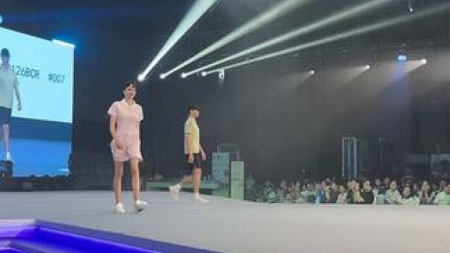 这次尤尼克斯订货会知道你们想看秀 #yonex器材优选 #yonex新品