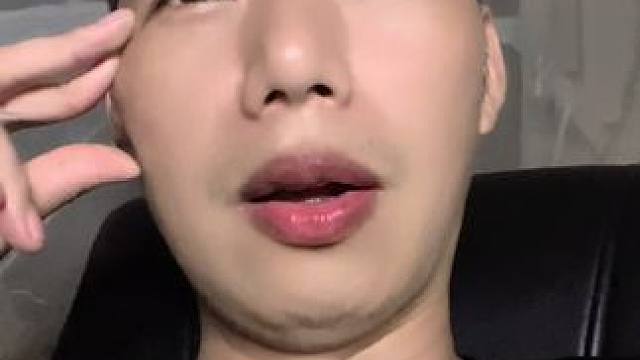 企业家有三个私生子女的事情我觉得没什么好说的。#哇哈哈