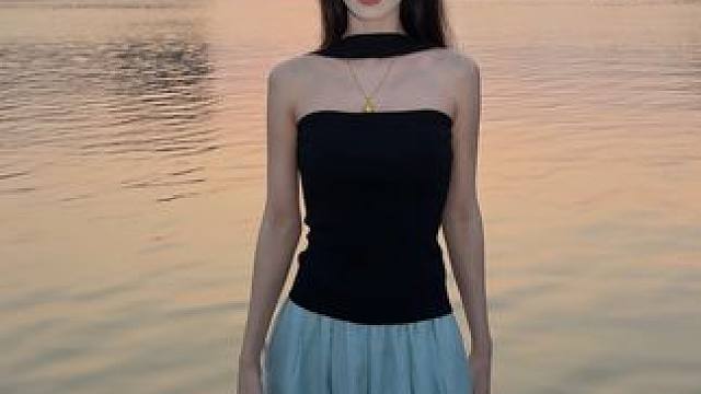 你应该珍惜我的 像我珍惜你一样#夏天 #夏日穿搭 #海边拍照