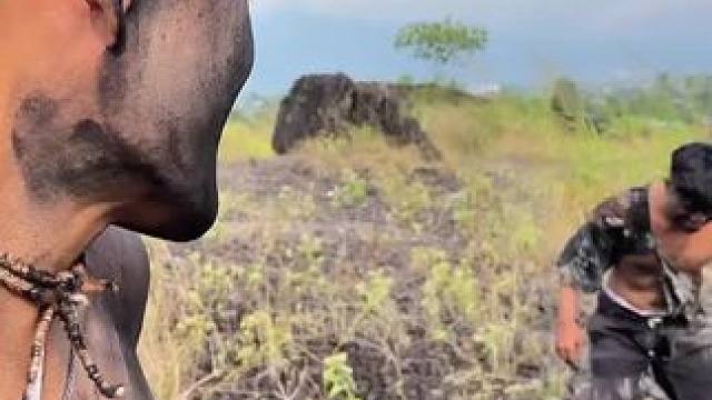 危险动作请勿模仿~