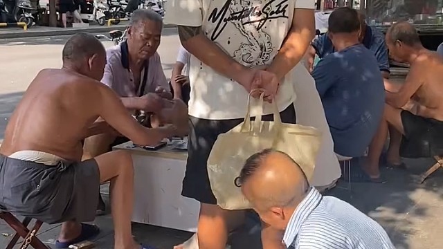 真的是人小鬼大[笑哭]