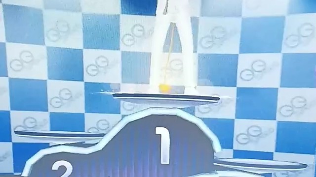 跑一把就500点卷，考专业的话比较快，一把1500，点卷，下午两点钟开始，我一天，赚7万，点卷