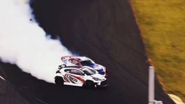 青春没有售价，疯狂就在当下#漂移#赛车#极限运动#弯道快才是真的快#巅峰极速