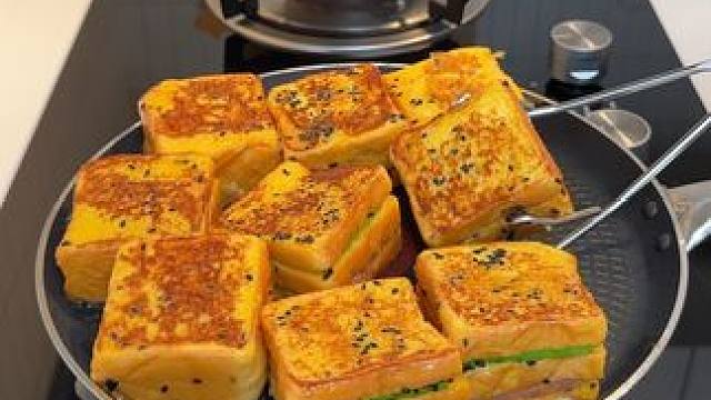 今天给小朋友做了迷你三明治，好看又好吃，有肉有菜还有营养#三明治 #早餐