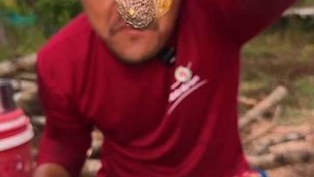 香米饭煮牛胎盘 #美食 #户外美食 #泰国美食 #内容启发搜索