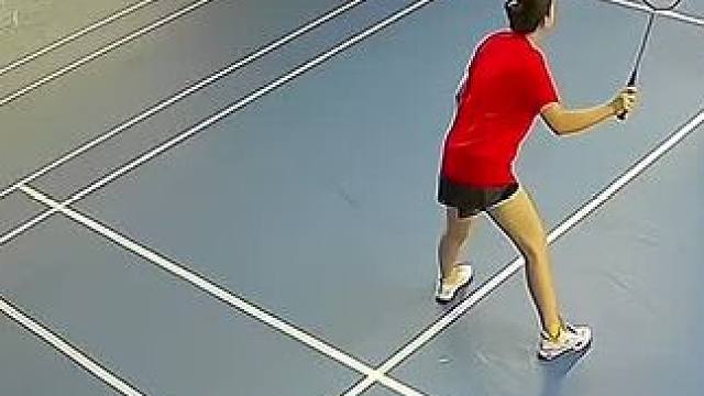 射后不理#羽毛球 #快乐羽毛球 #打羽毛球女生