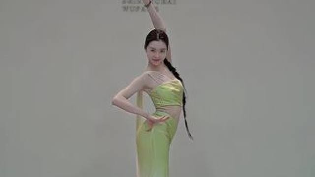 夏天到了 当然要跳荷塘月色呀～ 原创