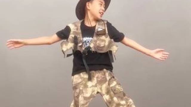 保持热爱，享受自由！ #羽毛球 #廖百川