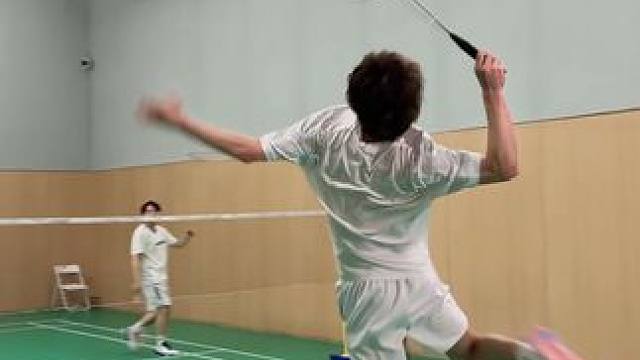 嘴上说着翻篇 其实偷偷折了一个角 #羽毛球 #川崎穿越星河 #川崎穿越星河球拍