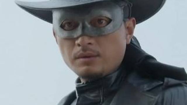 观看完整正片#好剧推荐官 #影视精彩片段剪辑 #因为一个片段看了整部剧