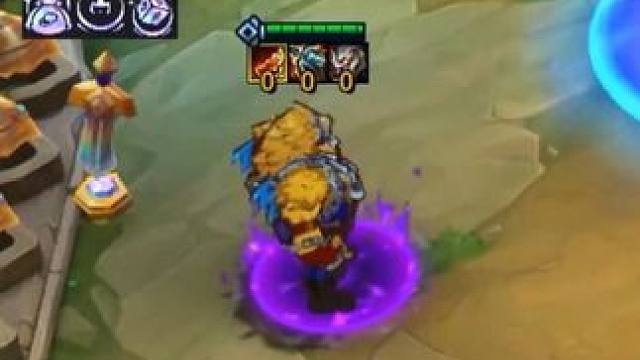 你管这叫四星二费卡？ 这狗熊诺手附体了
#云顶之弈 #云顶之弈天下无双格斗大赛