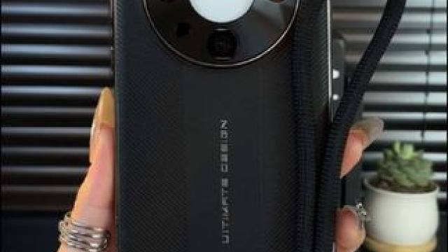 华为mate60pro高端素皮手机壳，可拆卸手绳，不沾指纹 #华为mate60手机壳#华为mate6