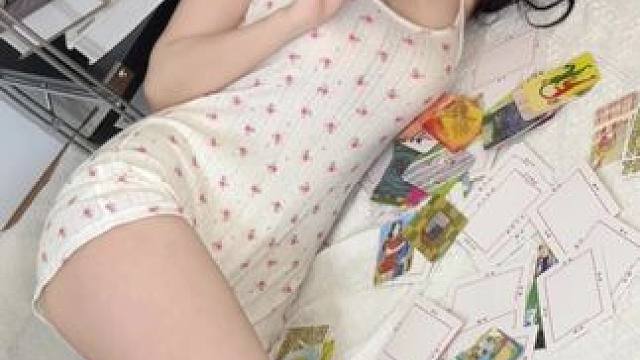 熱晕了◍⁰ᯅ⁰◍ .ᐟ#谁能拒绝夏日的一口酸 #夏季穿搭 #拍照姿势