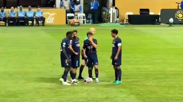 他们说的葡萄牙语我啥也没听懂#足球